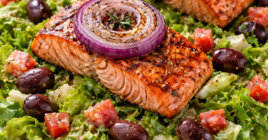 салат с диким лососем